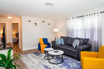 Image de 2201 - Suite B · Ocean Spray Hideaway - New Steps to Beach and Sand