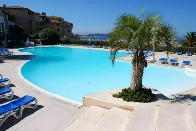 Image de Appartement T2 avec piscine / bord de mer