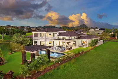 Image de Spectacular home with ocean and golf course views!