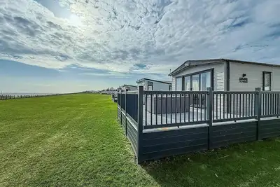 Image de Luxury lodge with stunning full sea views in Suffolk ref 20234bs