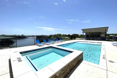 Image de Awesome Waterfront - Possum Kingdom Lakefront Condo, Harborview