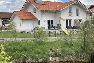 Image de Ferienwohnung an der Ach mit Großer Terrasse und Garten