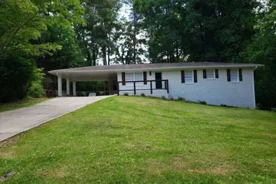 Image de Roswell 4 Bedrooms & 3 Bathrooms - Walk To Canton Street