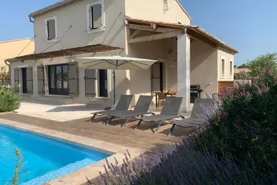 Villa  \"Les Demoiselles\"  à deux pas de Saint Rémy de Provence