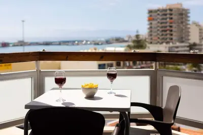 Image de Jardines Canario 5 B - Black and white apartment