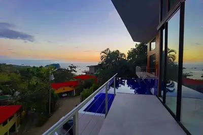 Image de Pakal House in Manuel Antonio