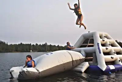 Image de Aquapark + Beach Stay: SUPs & Kayaks, Scooters, Playground, Laundry - Cottage 6