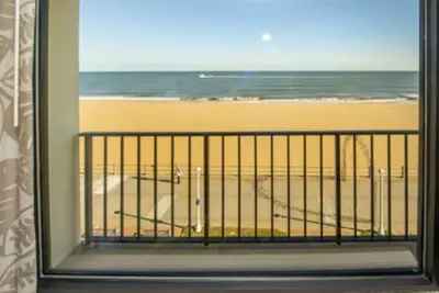 Image de Barclay Towers Resort Oceanfront Unit with Oceanfront Balcony or Oceanview Patio