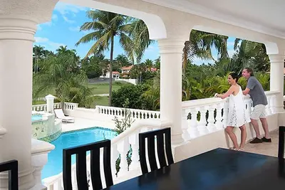 Image de 3 Bedroom Villias A Must Stay [crown villas]     Vip Benefits