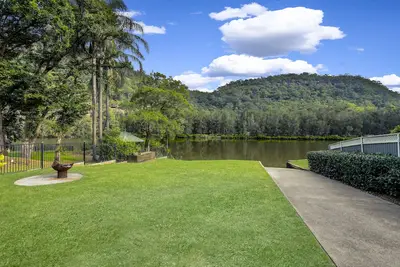 Image de Riverfront Escape - Waterski, Kayak, Fish, Relax!