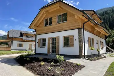 Image de Lodge exclusif avec cheminée et bien-être