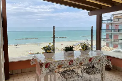 Image de Mansarda La Pinetina è il posto perfetto per una vacanza al mare