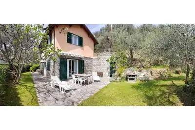 Image de Sylviane House