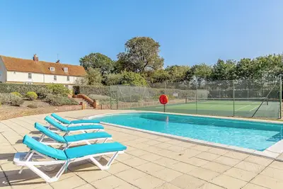 Image de 8 bedroom accommodation in Pattiswick, near Coggeshall