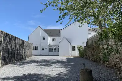 Image de Ivy Cottage - short walk to Port Eynon beach and village amenities