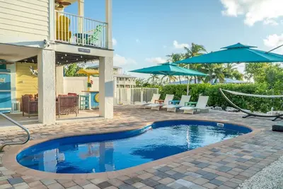 Image de Absolutely Perfect! Reel Vacation Villa w/Pool, Dock, Close to Beach w/Extras!