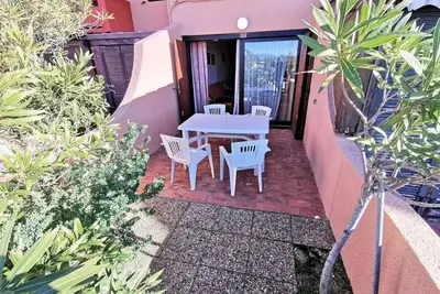Image de Grand studio avec coin nuit et terrasse en rez de chaussée pour 4 personnes à Port Leucate. Réf: 1MM2_233