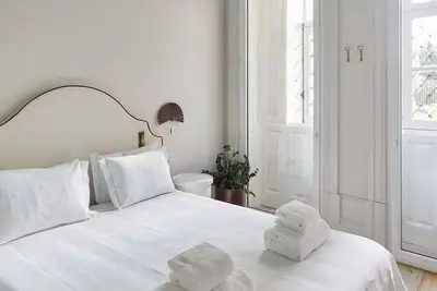 GuestReady - Cedofeita Pool Suite 1