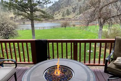 Image de 6+ bedrooms, 3 bath, Sauna, Hot tub! excellent flyfishing all on the Mighty Mo!