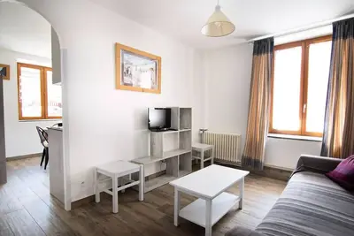 Image de 3 pièces 6/8 personnes exposé Sud-Est