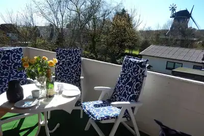 Image de FeWo Wattwurm - close to the beach, with a view of the mill