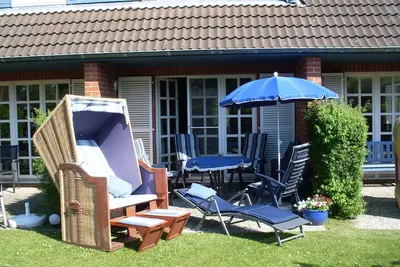 Image de Vacation terraced house Lerius - with beach chair on the terrace