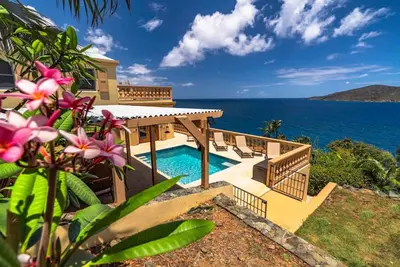 Image de 180º views, gated neighborhood. $1000 credit for a full day private boat charter!