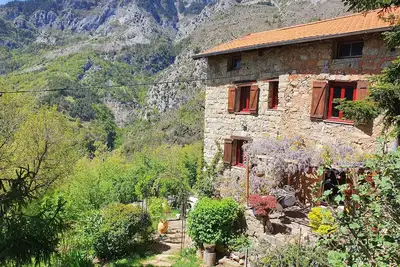 Image de Cote d'Azur Maison de charme magnifique vue arrière pays Niçois