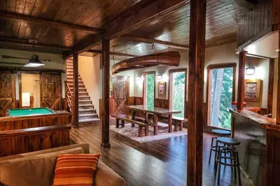 Image de Lodge in The Woods, Nelson