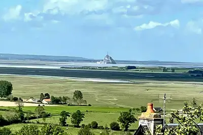 Image de 🤩🏡 Maison de vacances La Butte avec sa vue sur le Mont Saint Michel et sa baie