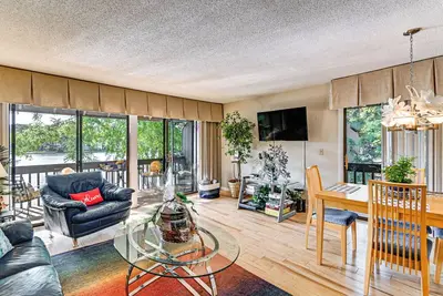 Image de Lakeview Condo w/ Resort Pool: 2 Miles to Golf!