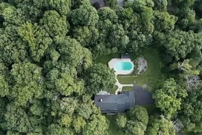 Image de Summer Retreat: Amazing Pool, Hot Tub, Game Room, Playground!