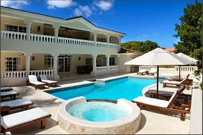 Image de 5 Bedroom Villias A Must Stay [crown villas]   Vip Benefits