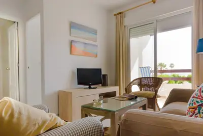 Image de 100 meters from the beach, sea views