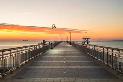 Image de Top Center - Small Flat