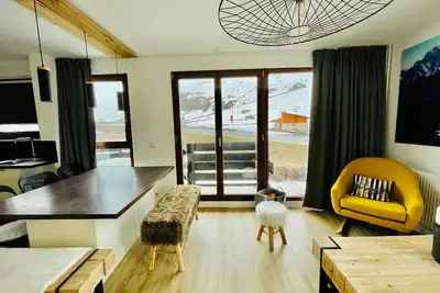 Image de Moderne 3 pièces calme pour 4-5 personnes avec wifi à Tignes