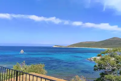 Image de Bellagiraglia, Location les Pieds Dans L'eau Ă Barcaggio