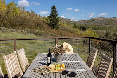 Image de Private Home on Over 13 acres