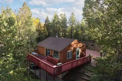 Image de Private Mountain Cabin w/ Hot Tub + Forest Views