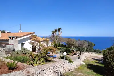 Image de Villa Resta - Ampio Giardino e Splendida Vista Mare Panoramica