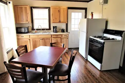 Image de Cabin 5 at Kentucky Lake's  Lynnhurst Family Resort