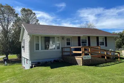 Image de Jr's Place Under 5 minutes to Dreams Park or Cooperstown, game room