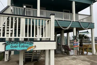 Image de Weekly Discount  Beach & Sport Fishing  Boat House and Pier