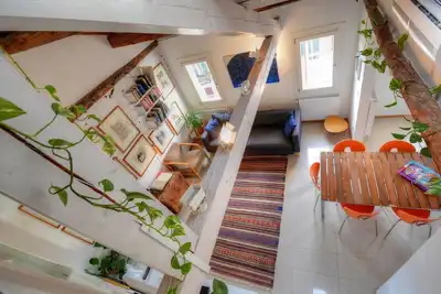 Image de Terrace! , Terrace 360' Stylish, 3bed, aircond wifi