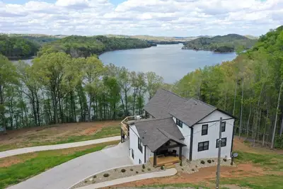 Image de Lakefront home at Tumbling Run Estates w/ Kayaks