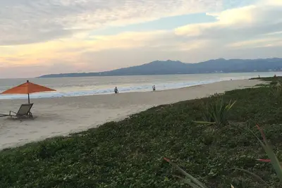 Image de Delcanto by the Beach Five Star Condominium Complex