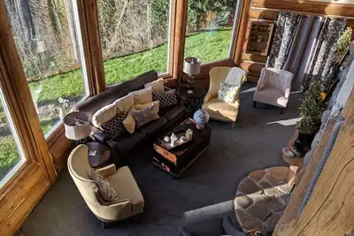 Image de Log Home With A View