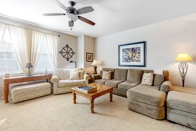 Image de Comfortable Condo w/ Fast WiFi & Central A/C plus a Shared Pool & Hot Tub