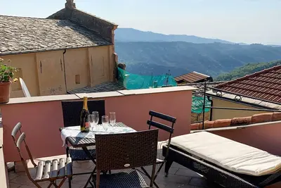 Image de Maison de vacances privée avec Wifi, Tv, terrasse, animaux admis, vue panoramique, parking