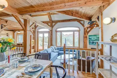 Image de Sedona Village Cabin, Hot tub, Views, Peaceful+ Ev Charger!